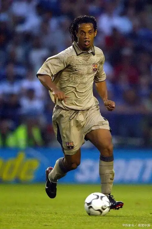 竞争激烈的 竞争激烈的